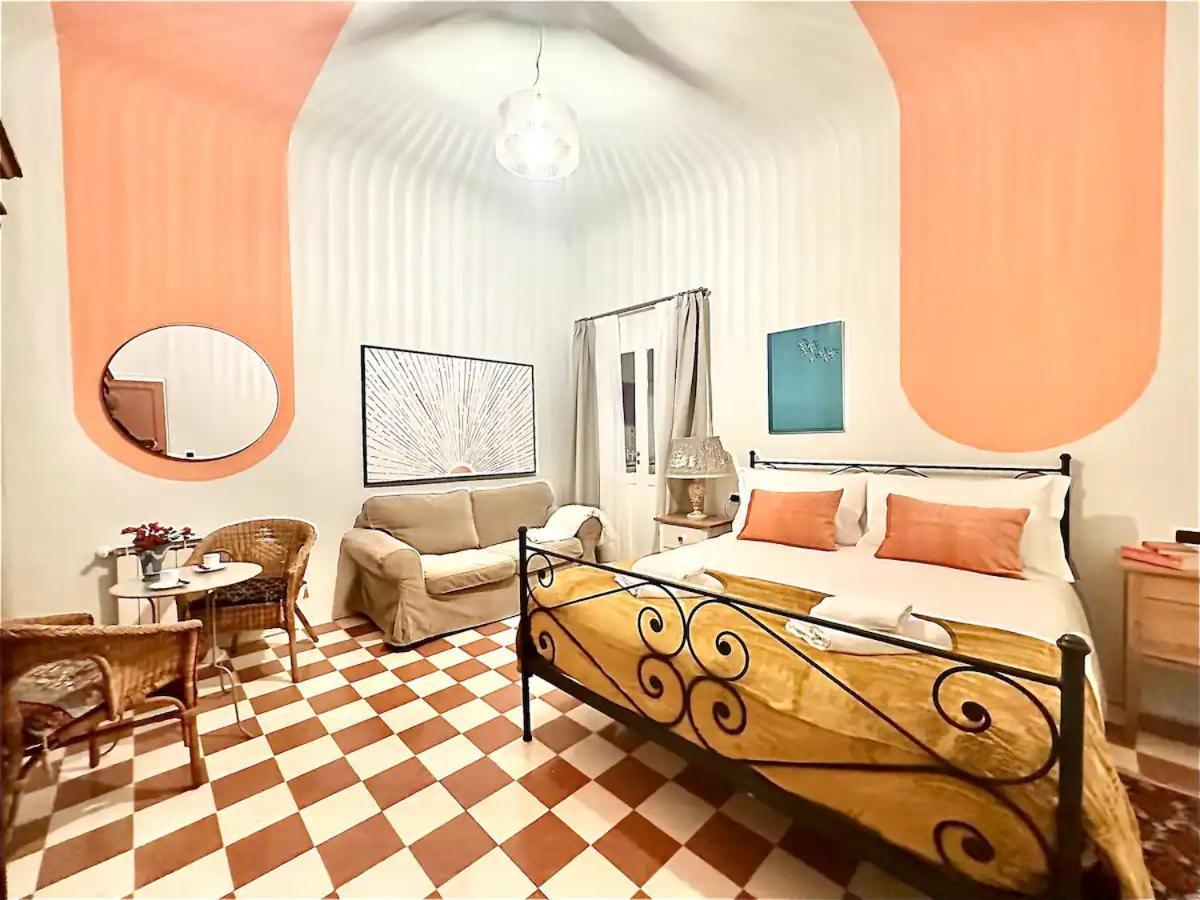 Raffaelli Travel Close San Frediano Florencia